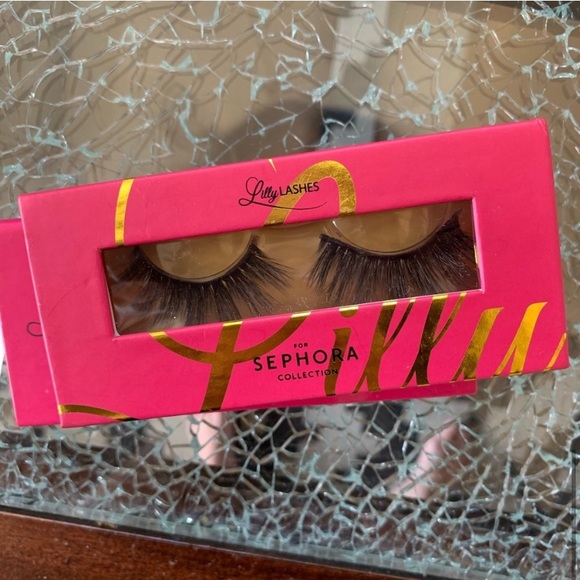 2 PACKS of LILLY LASHES - LUSH & MIAMI - Picture 6 of 8